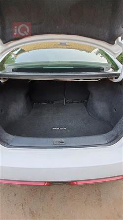 نيسان سنترا